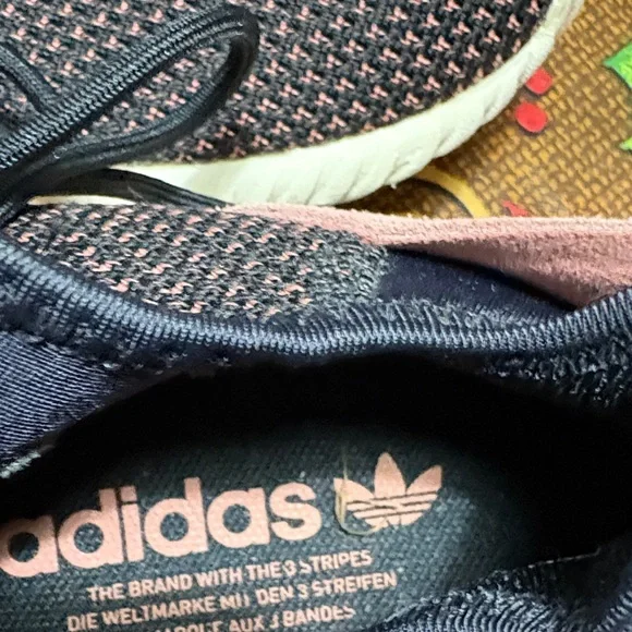 Adidas Women's Sneakers in Pink and Black - Picture 4 of 11